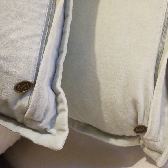 NEW 2 Sets of Pier 1 Mint Green Decor Pillows - Picture 8 of 8